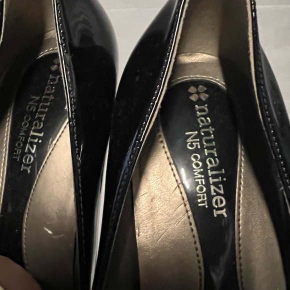 Naturalizer Women's Michelle Classic Black patent Leather Heels Pumps Shoes 8 - Picture 9 of 9
